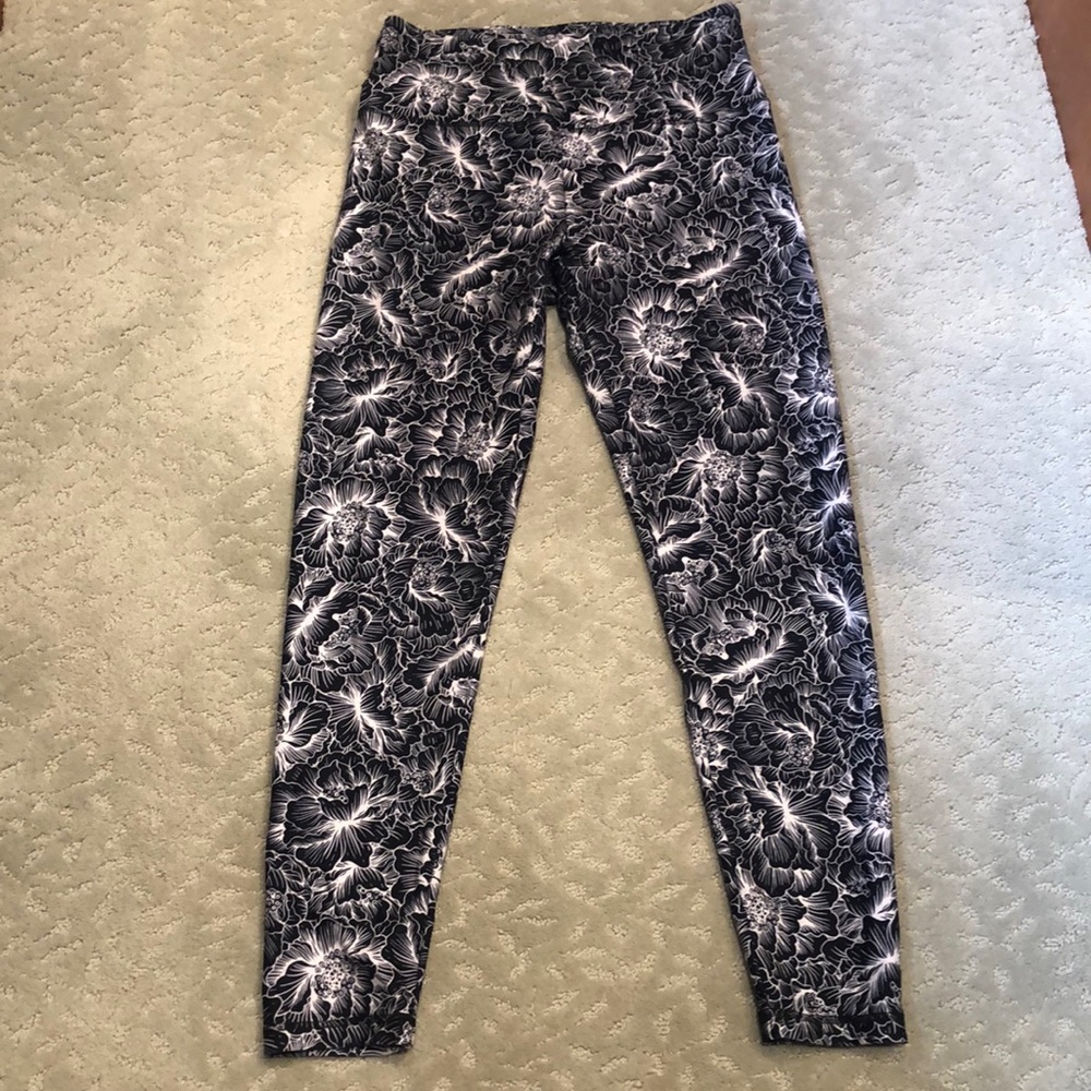 Balance Collection leggings
